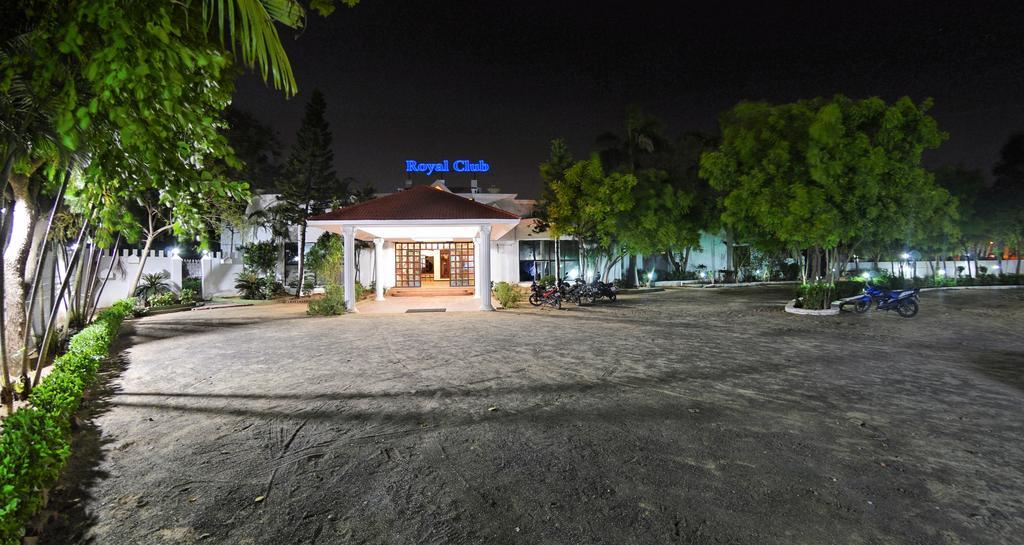 钦奈 Royal Club酒店 外观 照片
